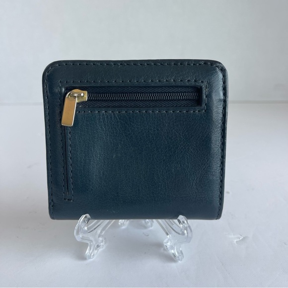 Fossil Dark Blue and Link  Leather Zip Wallet - Picture 2 of 9